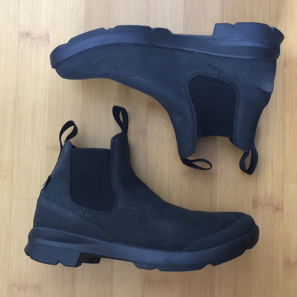Danner Pub Garden Chelsea Leather Boot